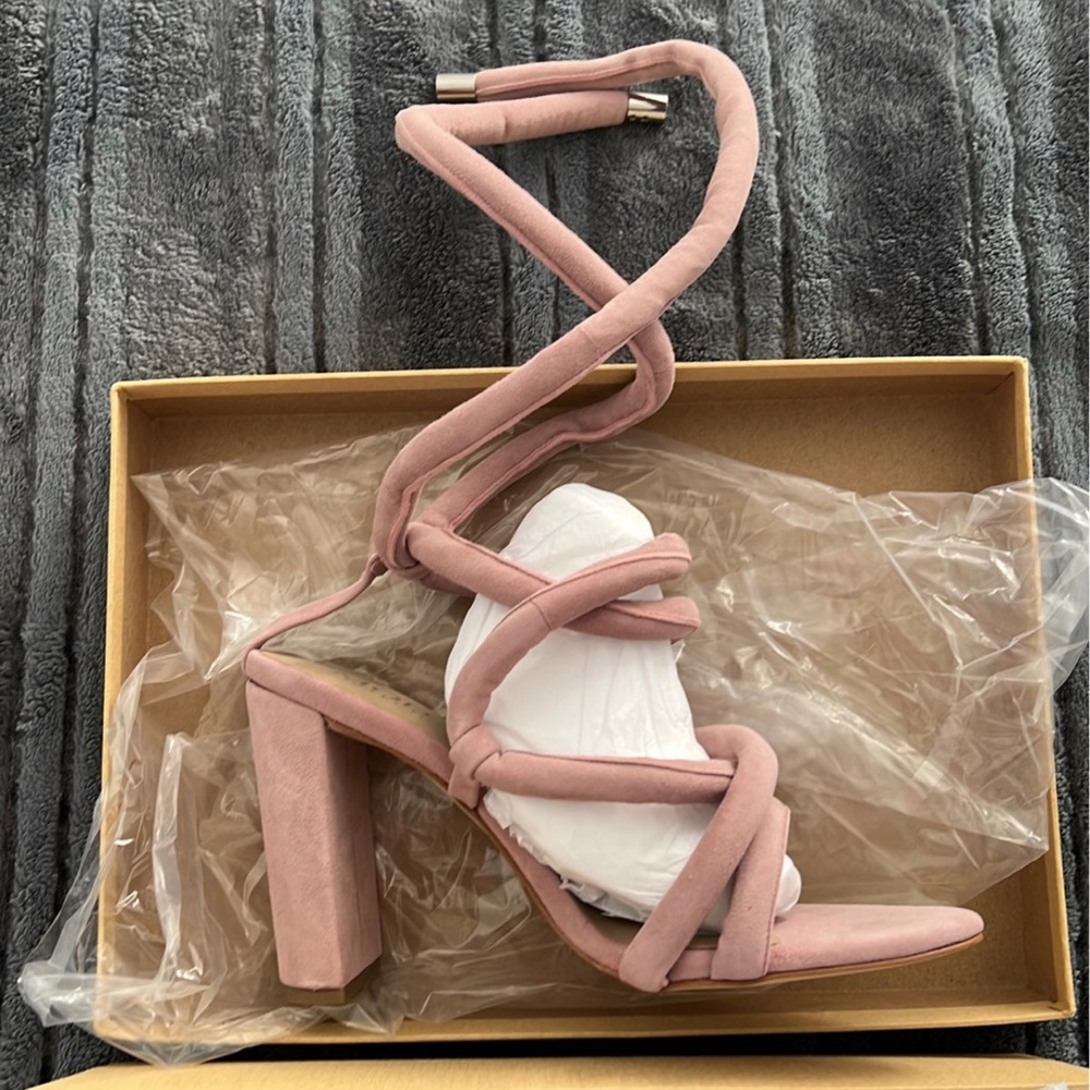 Mode Collective Dakota Sandal in Dust Pink Sz:40 ( 9.5)